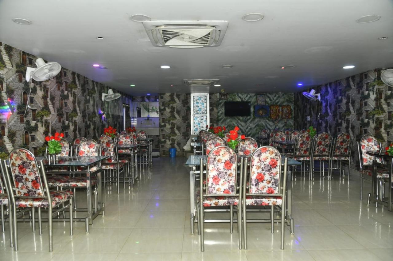 Hotel Ayush International Balasore Esterno foto