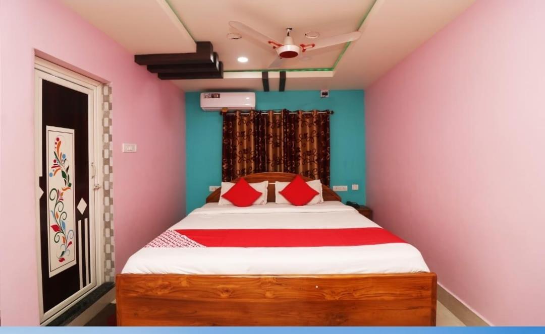 Hotel Ayush International Balasore Esterno foto