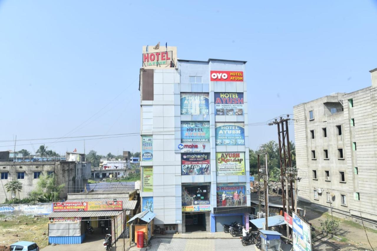 Hotel Ayush International Balasore Esterno foto