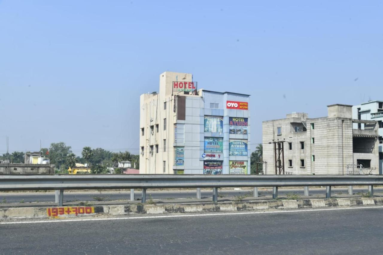 Hotel Ayush International Balasore Esterno foto