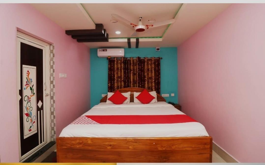 Hotel Ayush International Balasore Esterno foto
